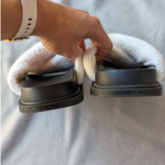 Maeve Anthropologie Terry Slide Towel Faux Fur Sandals, size 8 - Picture 4 of 4